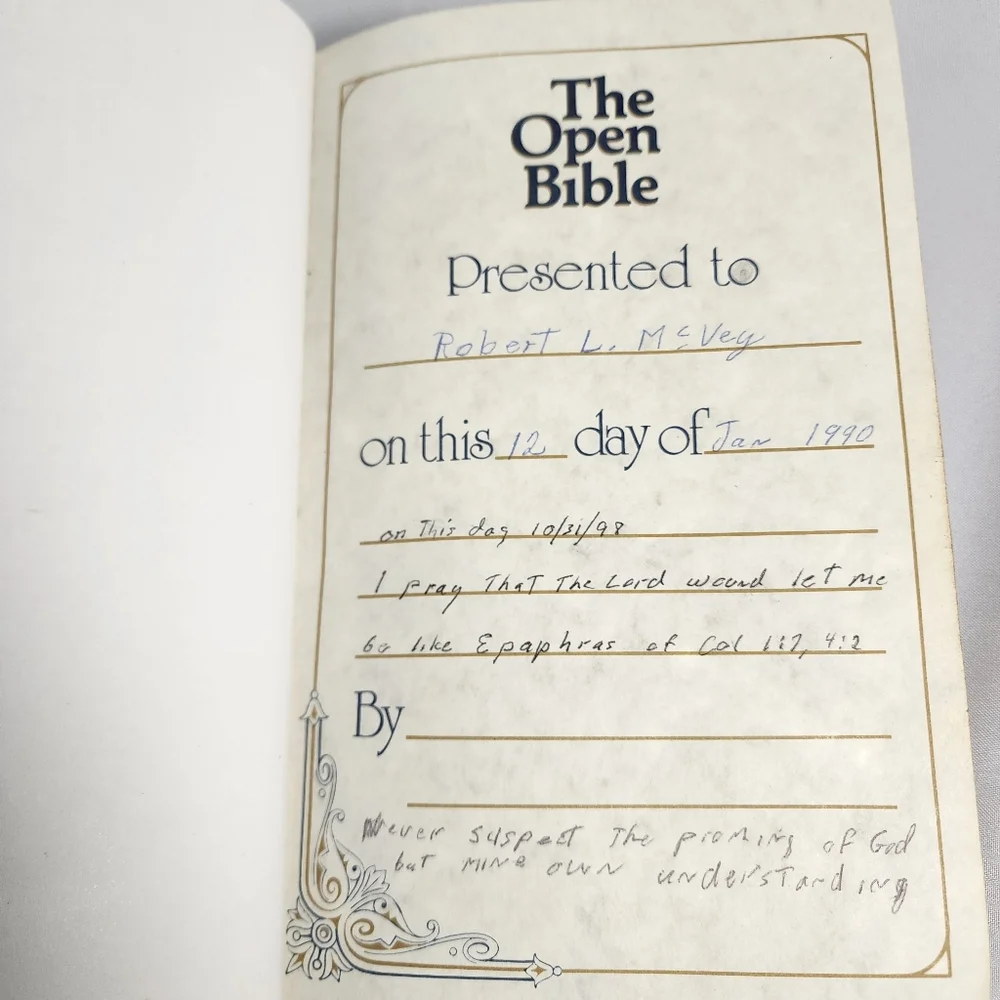 Vintage 1985 Holy Bible New King James Version The Open Bible Expanded Edition
